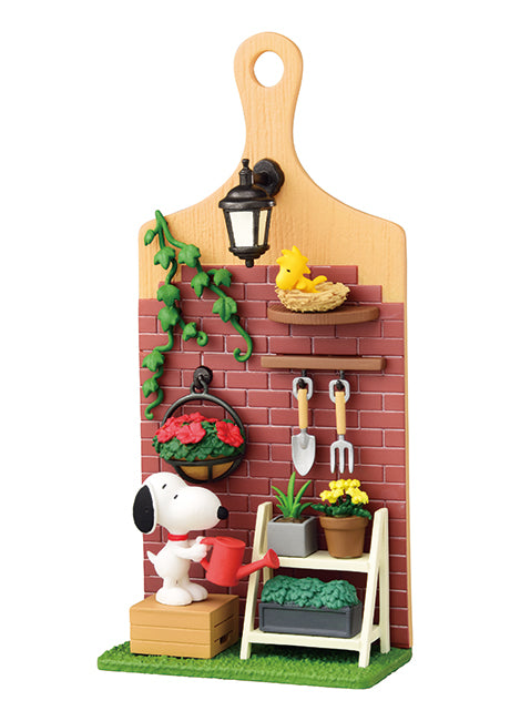 Peanuts Snoopy Miniature Board